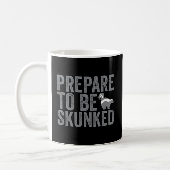 Taza De Café Prepararse Para Ser Despedazado Jugador De Basura (Izquierda)