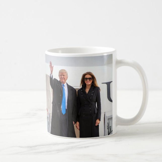 Taza De Café Presidente y primera señora Trump (Derecha)