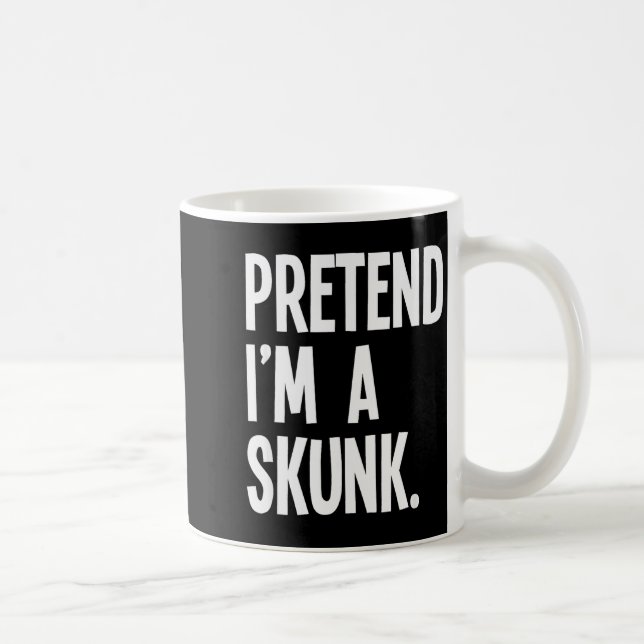 Taza De Café Pretend I'm A Skunk Funny Halloween Party Costume  (Derecha)