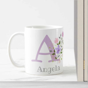 Taza De Café Primera inicial más nombre Angela con flores