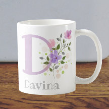 Primera inicial más nombre Davina con flores