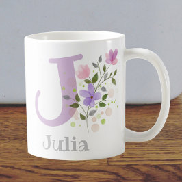 Taza De Café Primera Inicial Más Nombre Julia con Flores