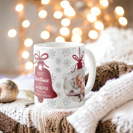 Taza De Café Primera navidad abuela campana foto de copo de nie