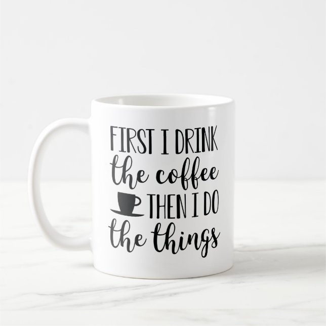 Taza De Café Primero Bebí El Café (Izquierda)