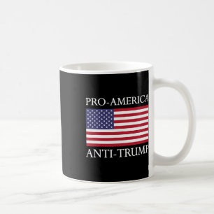 Taza De Café Pro-América Anti-Trump - Bandera estadounidense Re