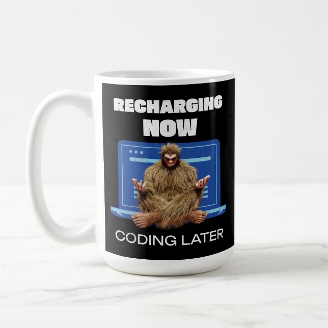 Taza De Café Programador divertido de Bigfoot recargando código (Izquierda)