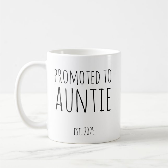 Taza De Café Promoted to Auntie Est 2025 New Aunt Gift (Izquierda)
