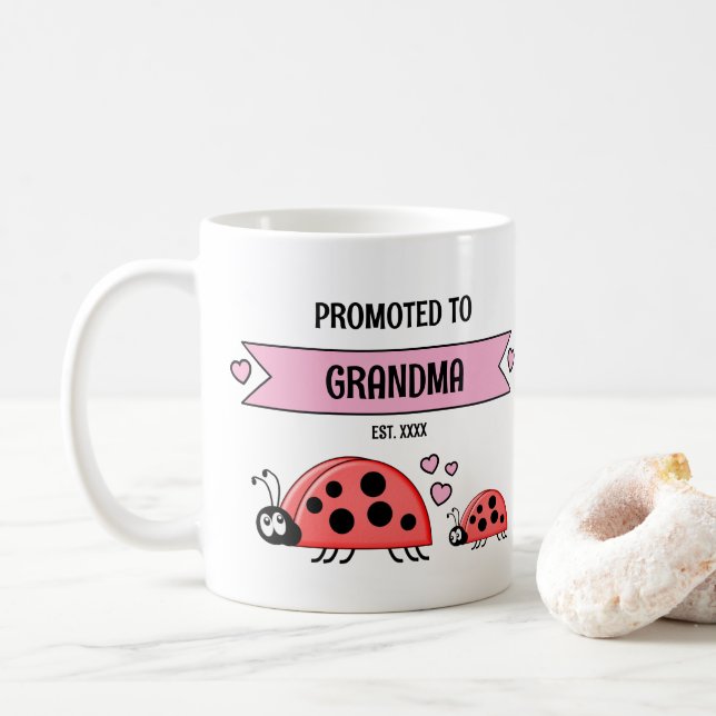Taza De Café Promoted to grandma ladybugs pink (Con donut)