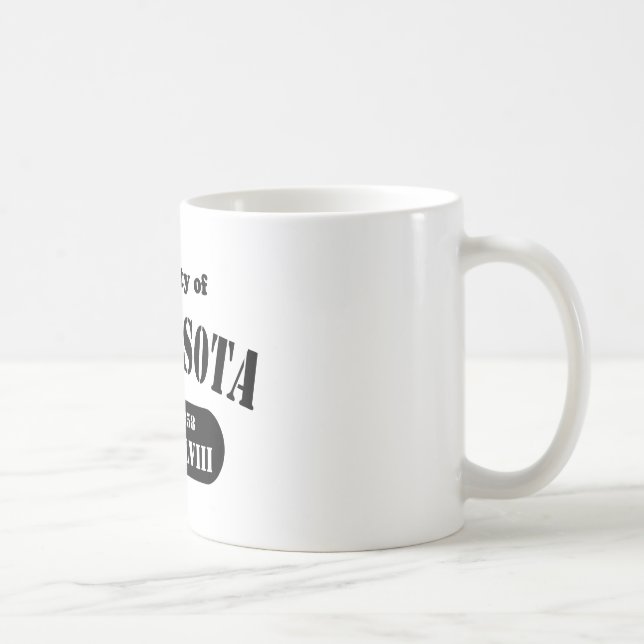 Taza De Café Propiedad de Minnesota -texto negro (Derecha)