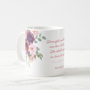 Taza De Café Proverbios de fuerza y honor 31 Floral rosa y púrp