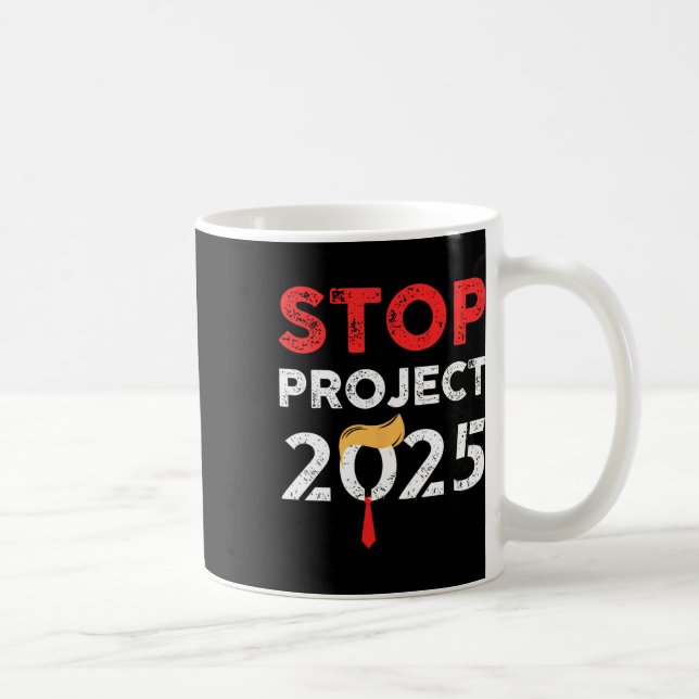 Taza De Café Proyecto 2025 de Trump contra Trump 2 (Derecha)