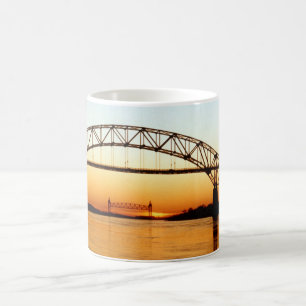 Taza De Café Puente de Cape Cod Bourne