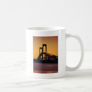 Taza De Café Puente de Newport, RI