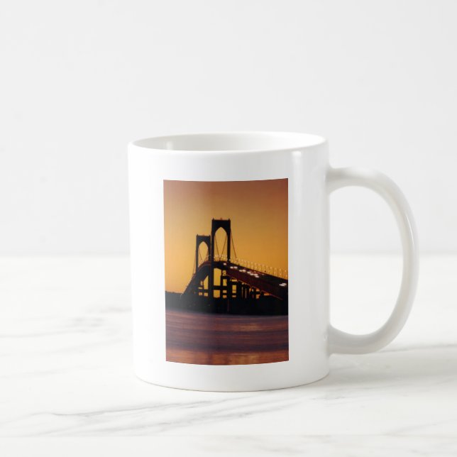Taza De Café Puente de Newport, RI (Derecha)