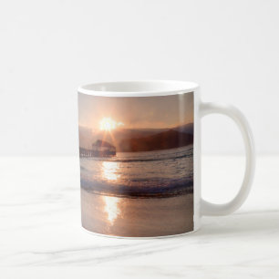 Taza De Café Puente de playa al atardecer, Hawaii