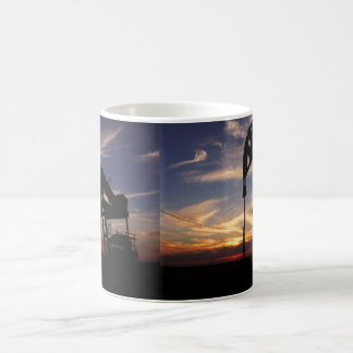 TAZA DE CAFÉ PUESTA DEL SOL DEL CAMPO PETROLÍFERO
