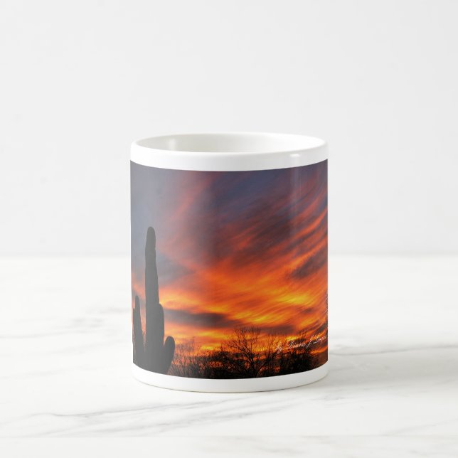 Taza De Café Puesta del sol Taza-Ardiente con las nubes y (Centro)