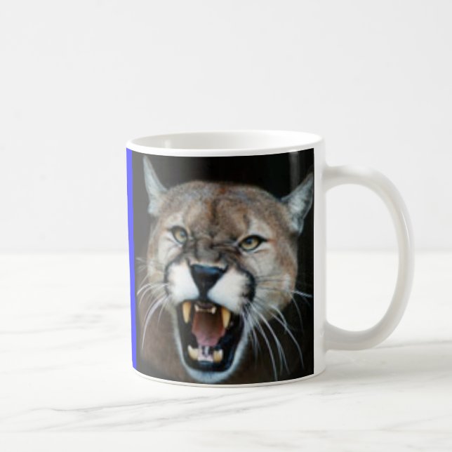 Taza De Café Puma del gruñido, puma asentado (Derecha)