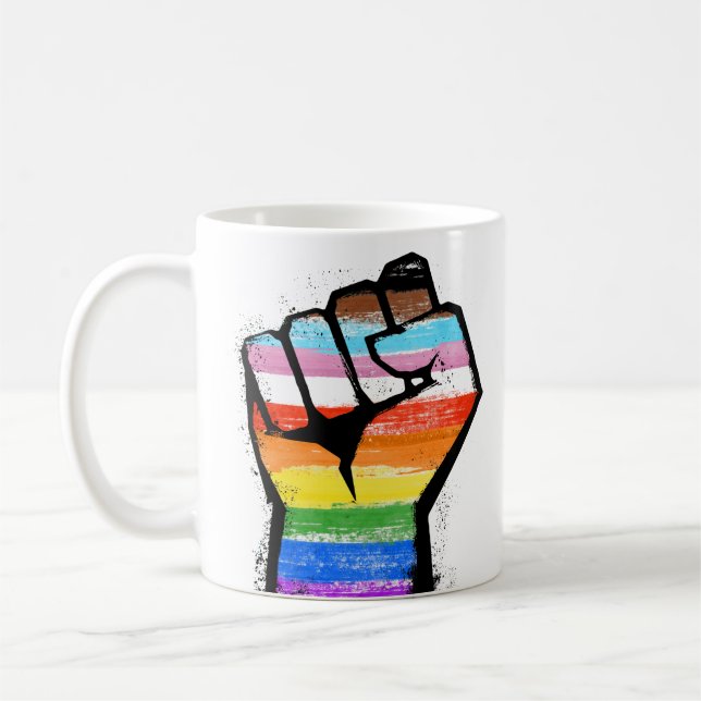Taza De Café Puño del Orgullo del Progreso Inclusivo (Izquierda)