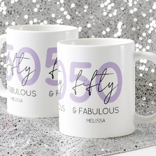 Taza De Café Purple 50 y fabuloso Script 50 cumpleaños