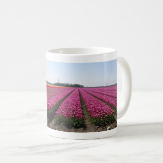 Taza De Café Purple Tulips Field Café Panorámico