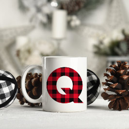 Taza De Café Q Mayúscula de Monograma de Cuadros de Búfalo Rojo