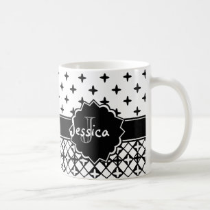 Taza De Café Quatrefoil blanco negro con monograma