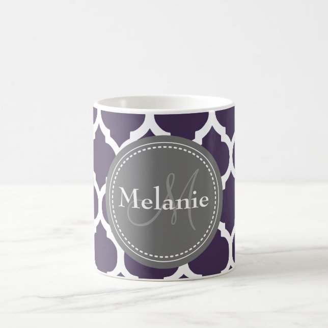 Taza De Café Quatrefoil morado y gris monogramado (Centro)