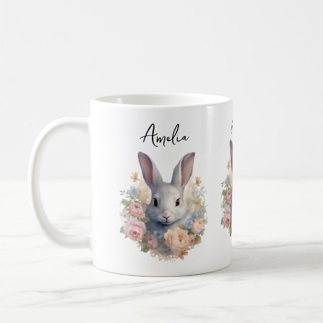Taza De Café Rabbit Surrounded by Pastel Flowers Cute (Izquierda)