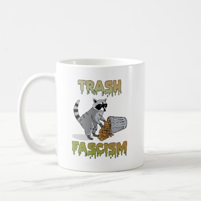 Taza De Café Raccoon retro cutáneo - fascismo por basura (Izquierda)