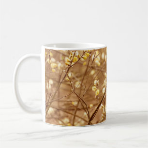 Taza De Café Ramas de sauce en flor en primavera, estacional v