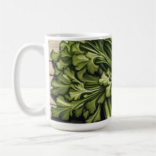 Taza De Café Ramillete de Apio Fresco sobre Madera