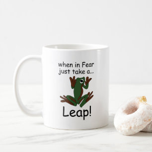 Taza De Café Rana Voladora Dando Un Salto Cuando Está Asustada 