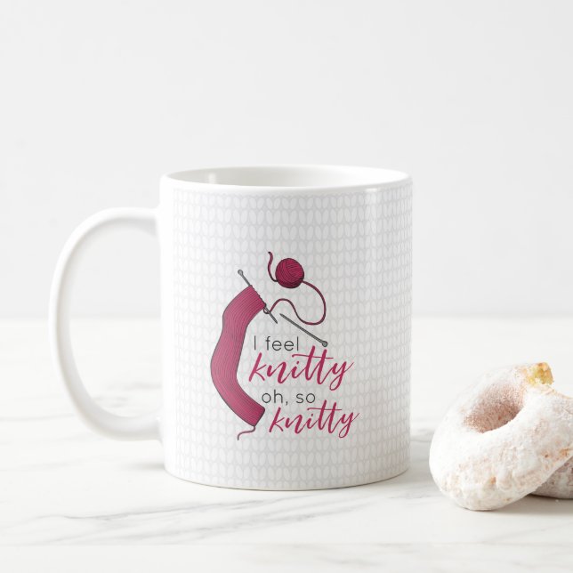 Taza De Café Raspberry Jam Me Siente Knitty, Oh Tanta Knitty (Con donut)