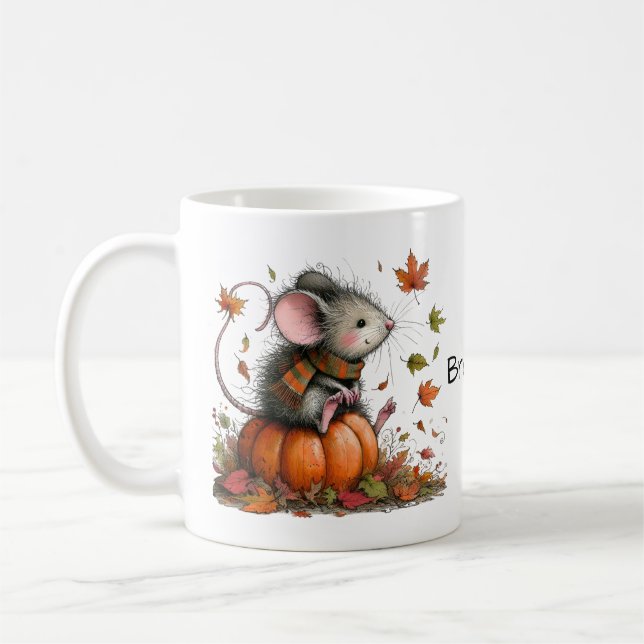 Taza De Café Ratón lindo en una calabaza estética otoñal (Izquierda)