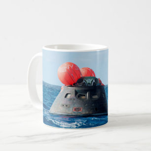 Taza De Café Recuperación oceánica de la nave espacial de la cá