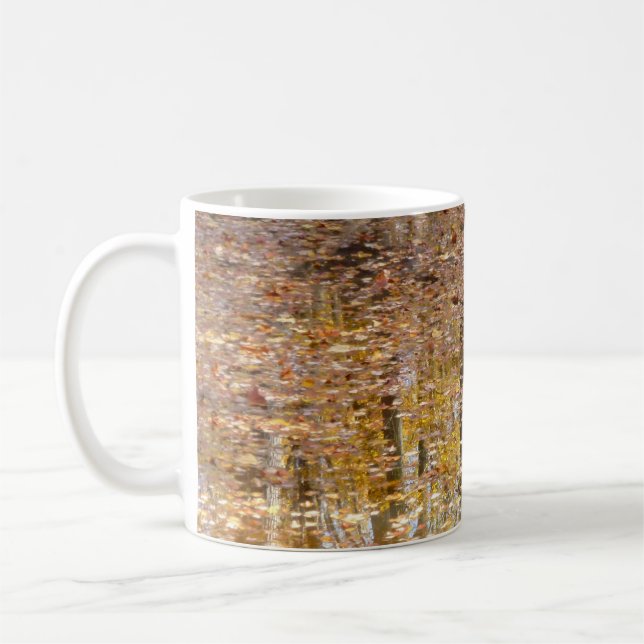 Taza De Café Reflexión en Creek conservado en el parque Greenbe (Izquierda)