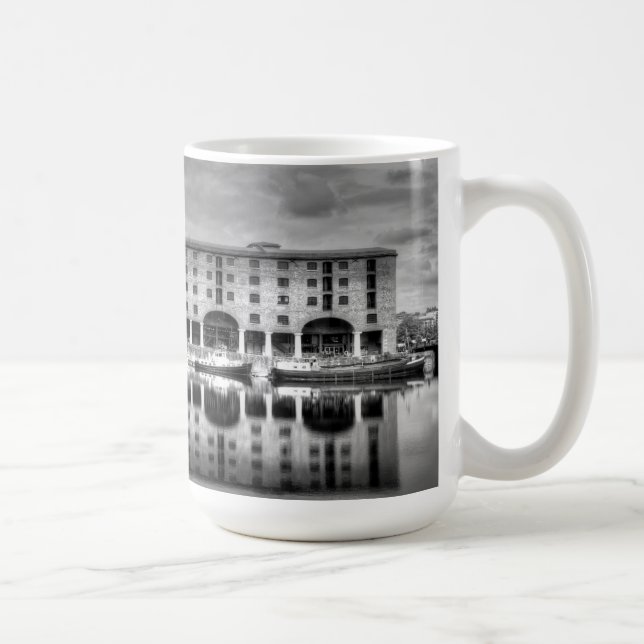 Taza De Café Reflexiones del Liverpool de Albert Dock (Derecha)