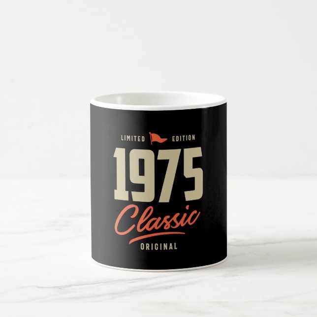 Taza De Café Regalo de cumpleaños clásico de 1975 (Centro)