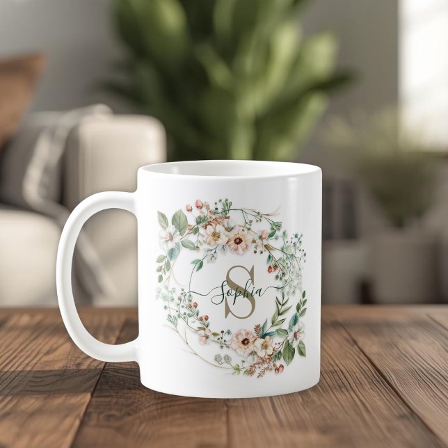 Taza De Café Regalo de nombre de monograma floral personalizado (Subido por el creador)