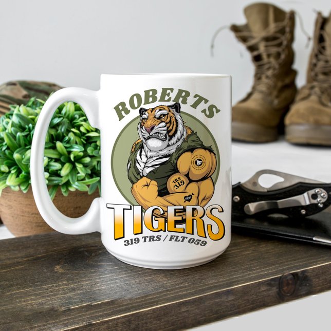 Taza De Café Regalo de Personalizado de graduación de la Fuerza (319 TRS Tigers Air Force Basic Military Training Graduation gift Airman graduate proud mom or dad)