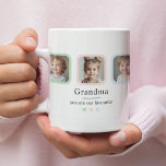 Taza De Café Regalo fotográfico de la abuela personalizado<br><div class="desc">Haz que los momentos de café de la abuela sean más especiales con esta foto tonta personalizada, con tres franjas fotográficas personalizados y el mensaje de amor: "Abuela, eres nuestra favorita". Los suaves marcos pastel alrededor de cada foto le dan al tazón un toque moderno y suave, perfecto para el...</div>