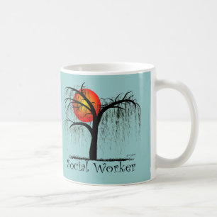 Taza De Café Regalos artsy del árbol del asistente social