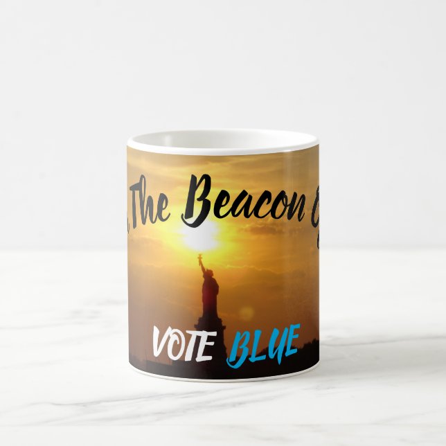 Taza De Café Regresar El Beacon Of Hope VOTE AZUL (Centro)