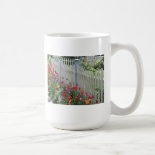 Taza De Café Reja blanca de boletos con mugre de tulipano