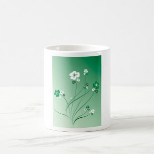 Taza De Café Remolinos florales verdes y flores blancas