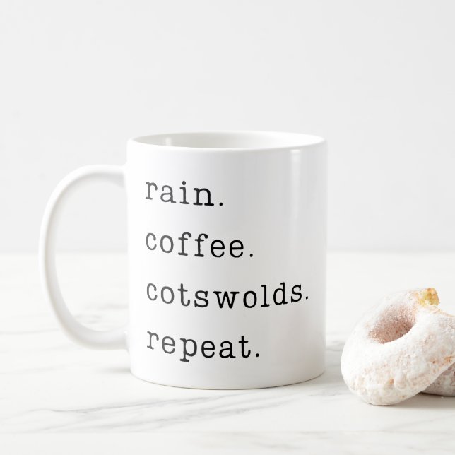 Taza De Café repitiendo los cogollos de lluvia de café (Con donut)