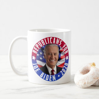 Taza De Café Republicanos por Joe Biden Presidente de Estados U