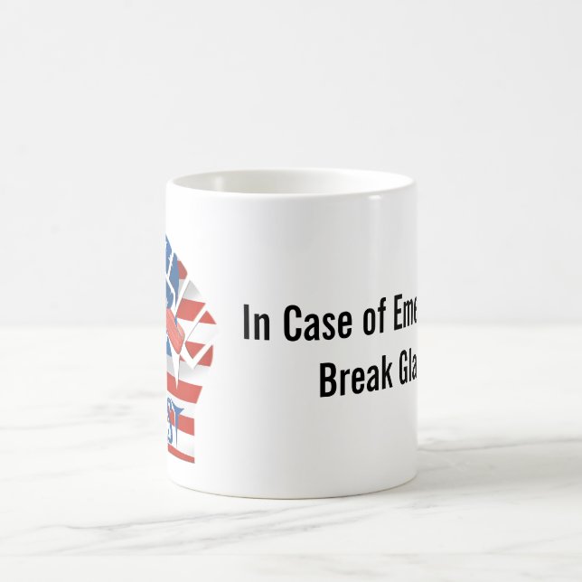 Taza De Café Resist: In Case of Emergency Break Glass Mug (Centro)