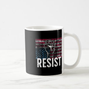 Taza De Café Resistir Bandera Estadounidense Distorsionada al R